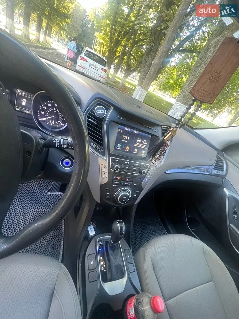 2017 Hyundai Santa Fe - мініатюра 13