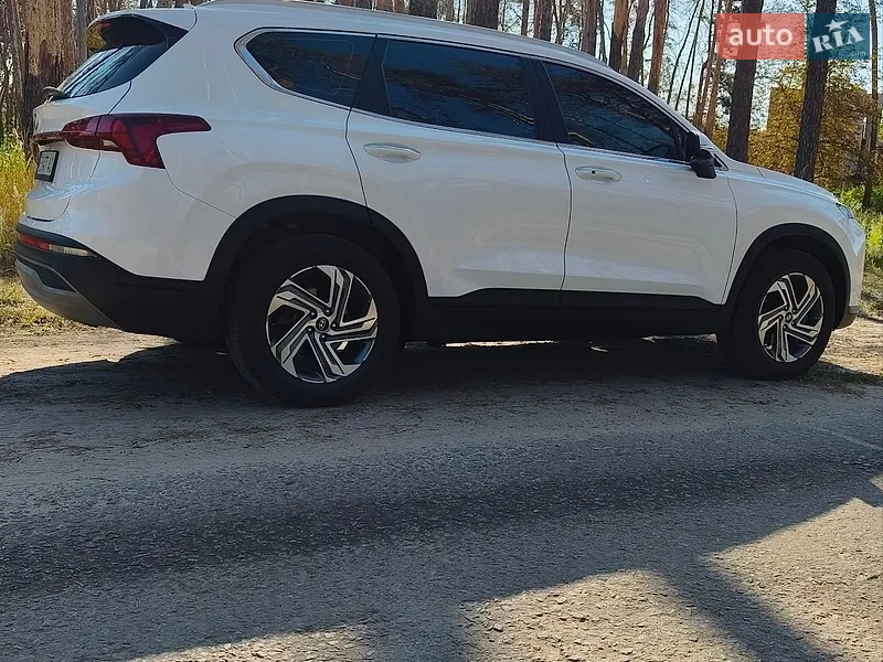 Hyundai Santa FE