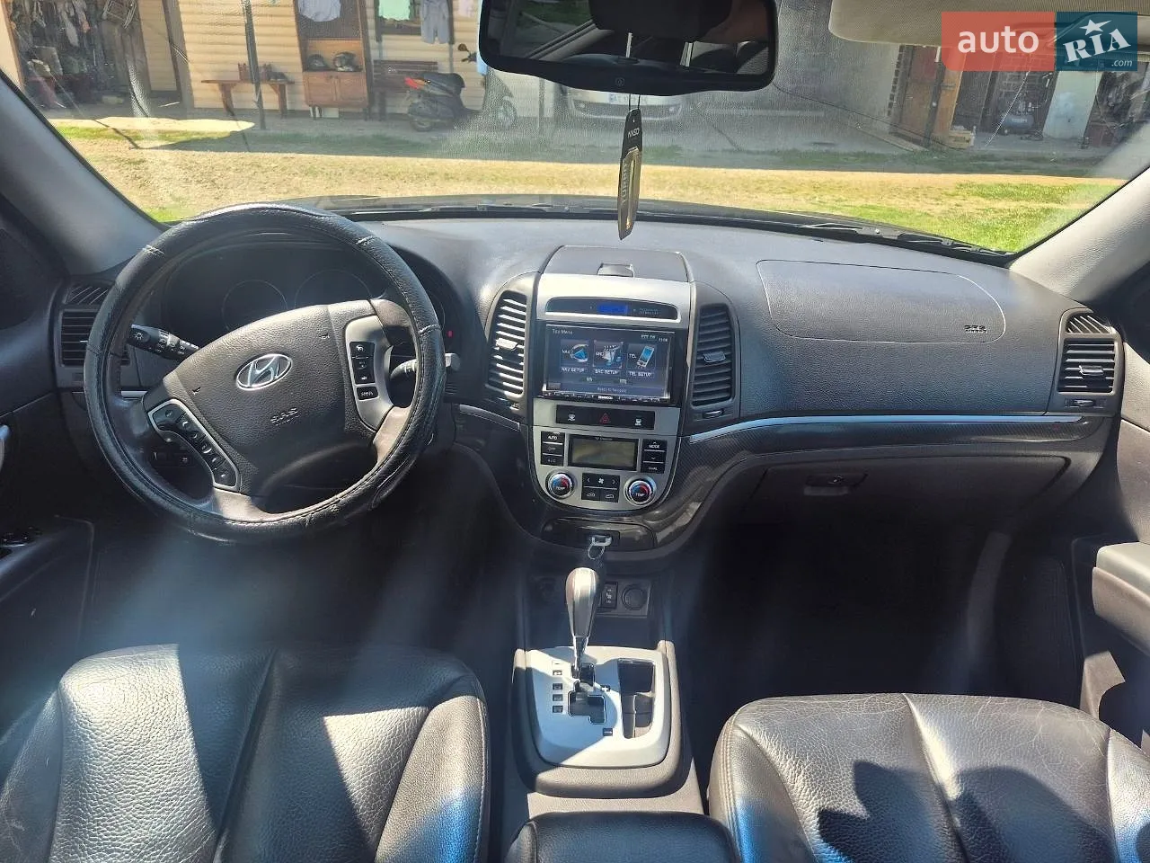 2010 Hyundai Santa Fe - мініатюра 8