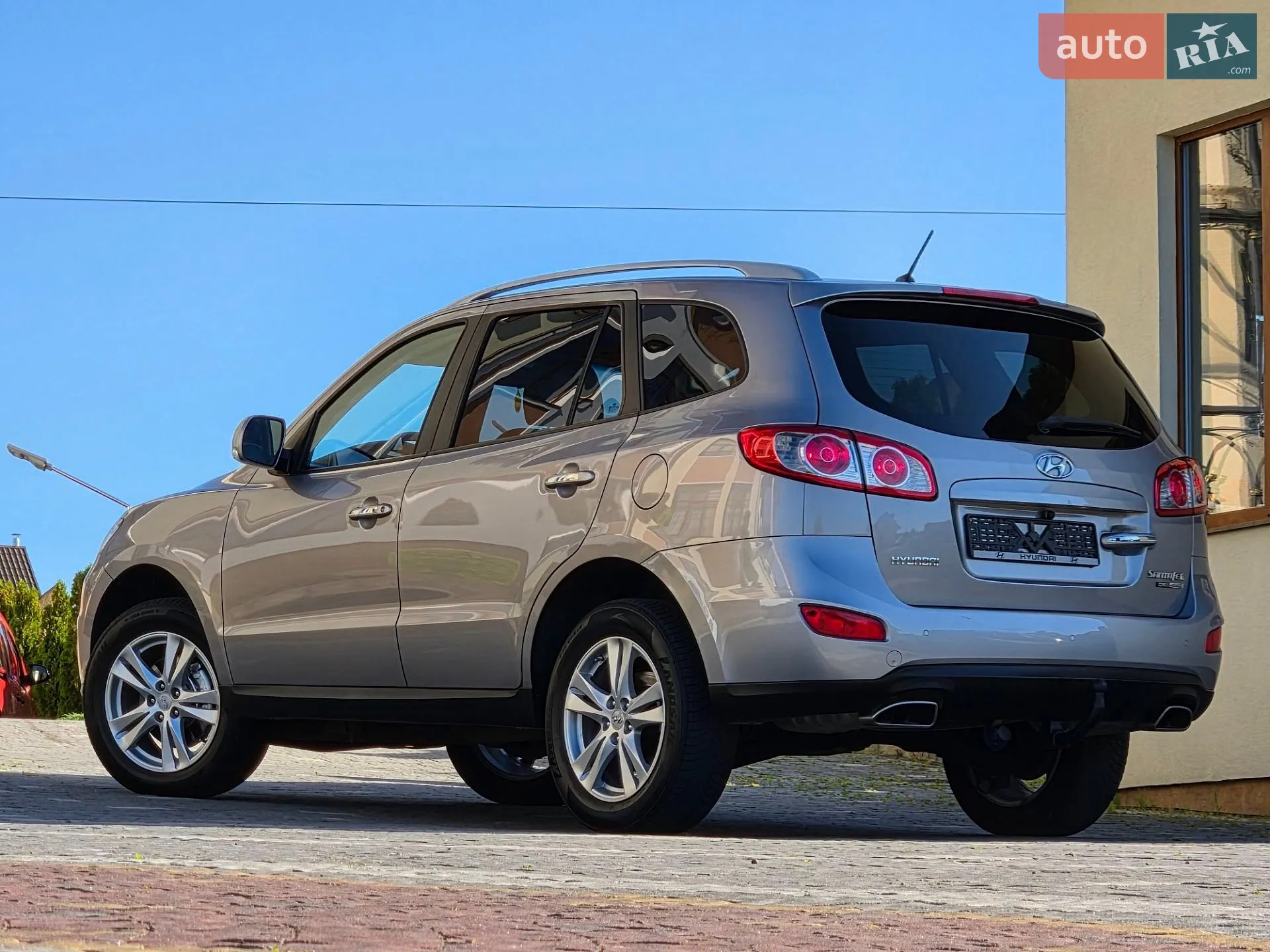 2010 Hyundai Santa Fe - мініатюра 25