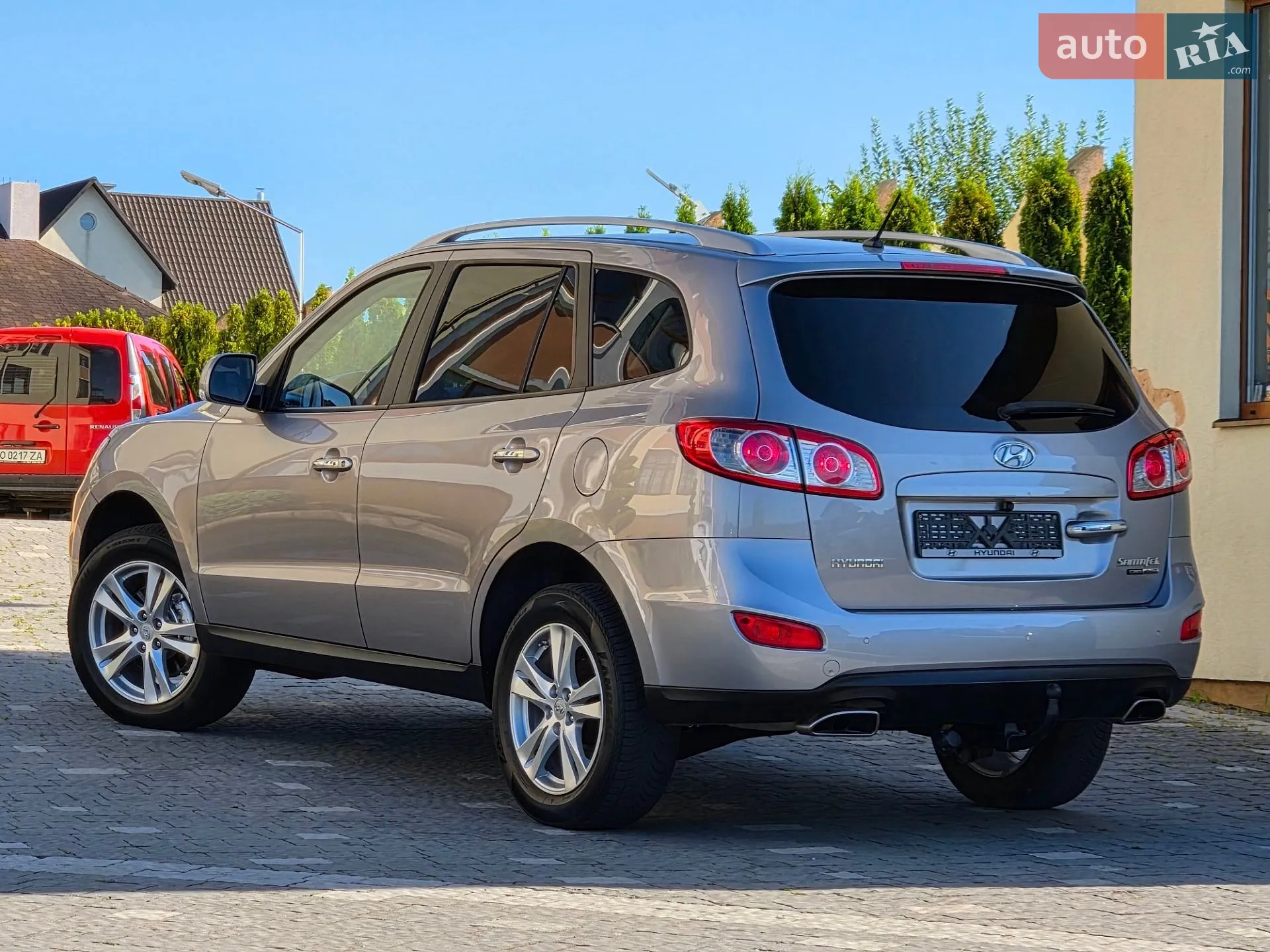 2010 Hyundai Santa Fe - мініатюра 27