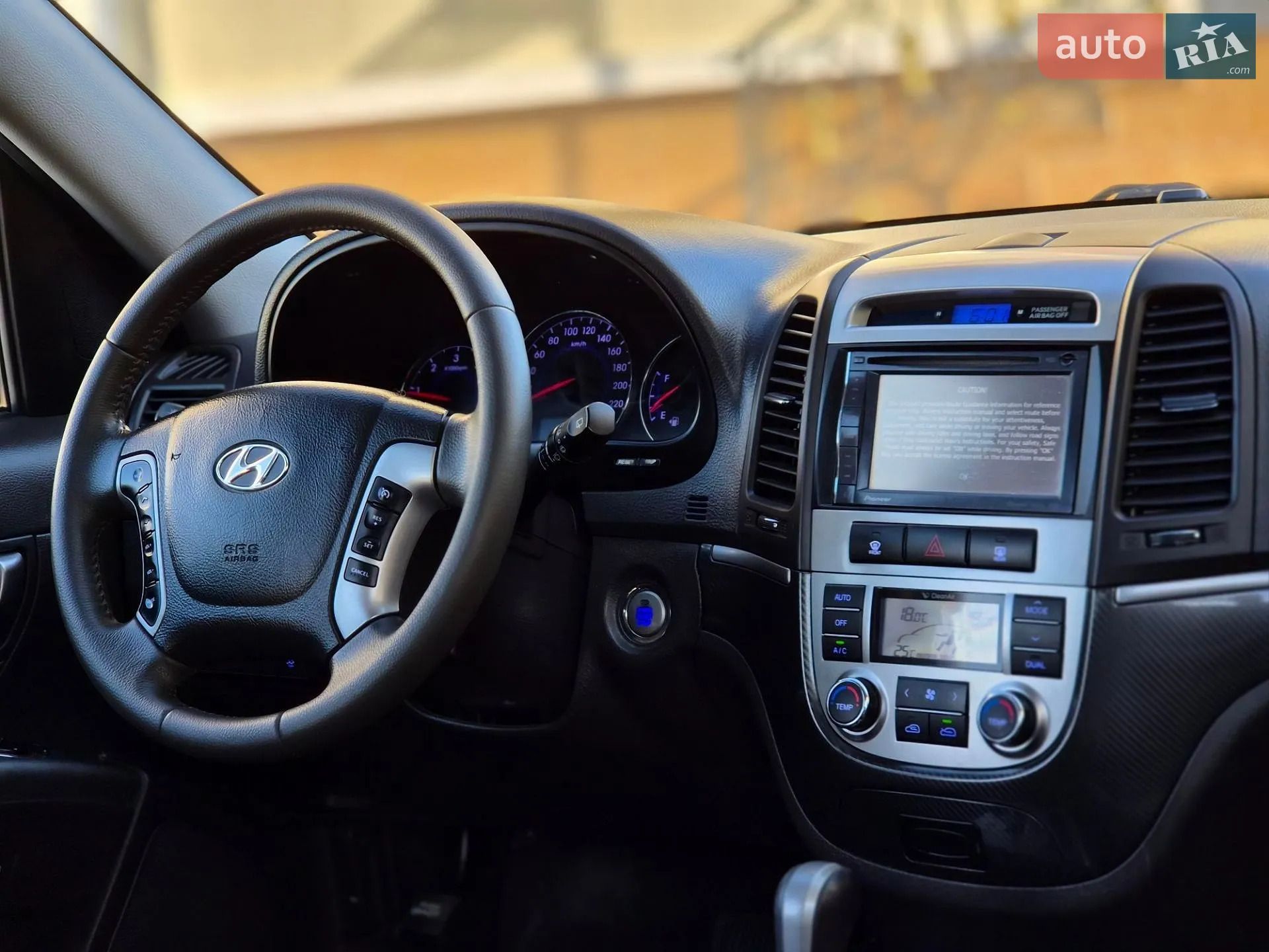 2010 Hyundai Santa Fe - мініатюра 69