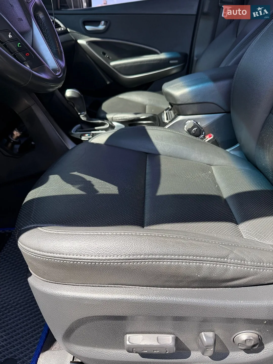 2016 Hyundai Santa Fe - мініатюра 40