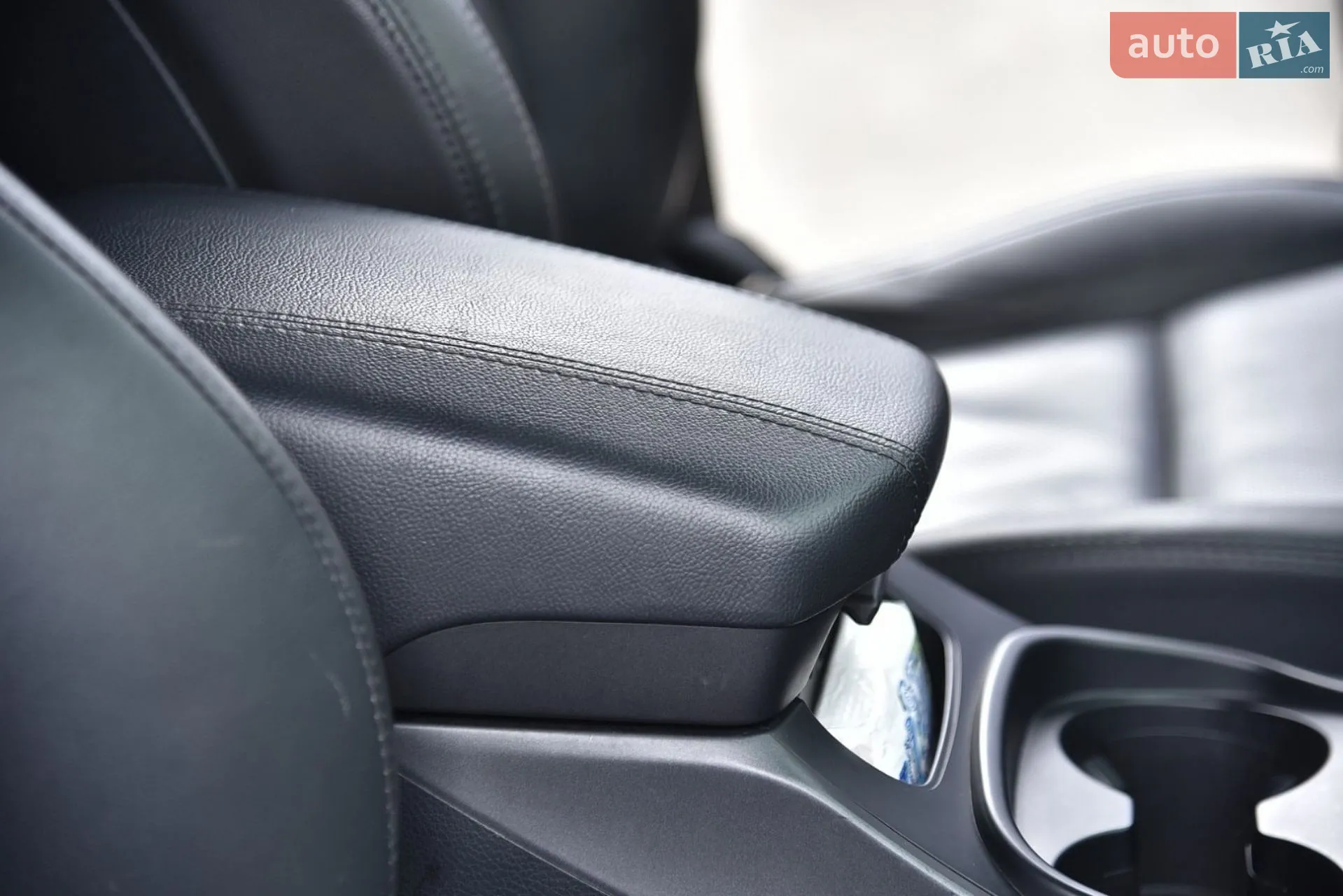 2016 Hyundai Santa Fe - мініатюра 16