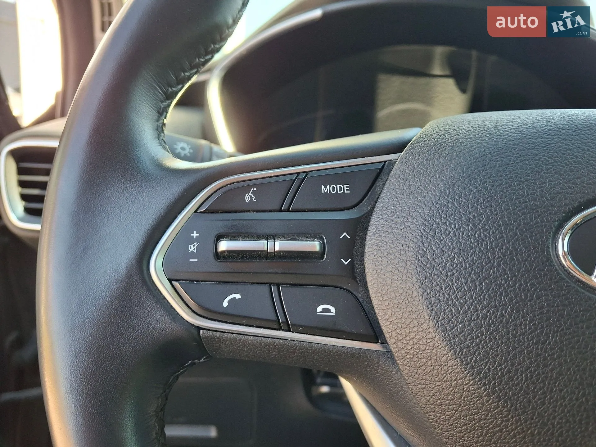 2018 Hyundai Santa Fe - мініатюра 17