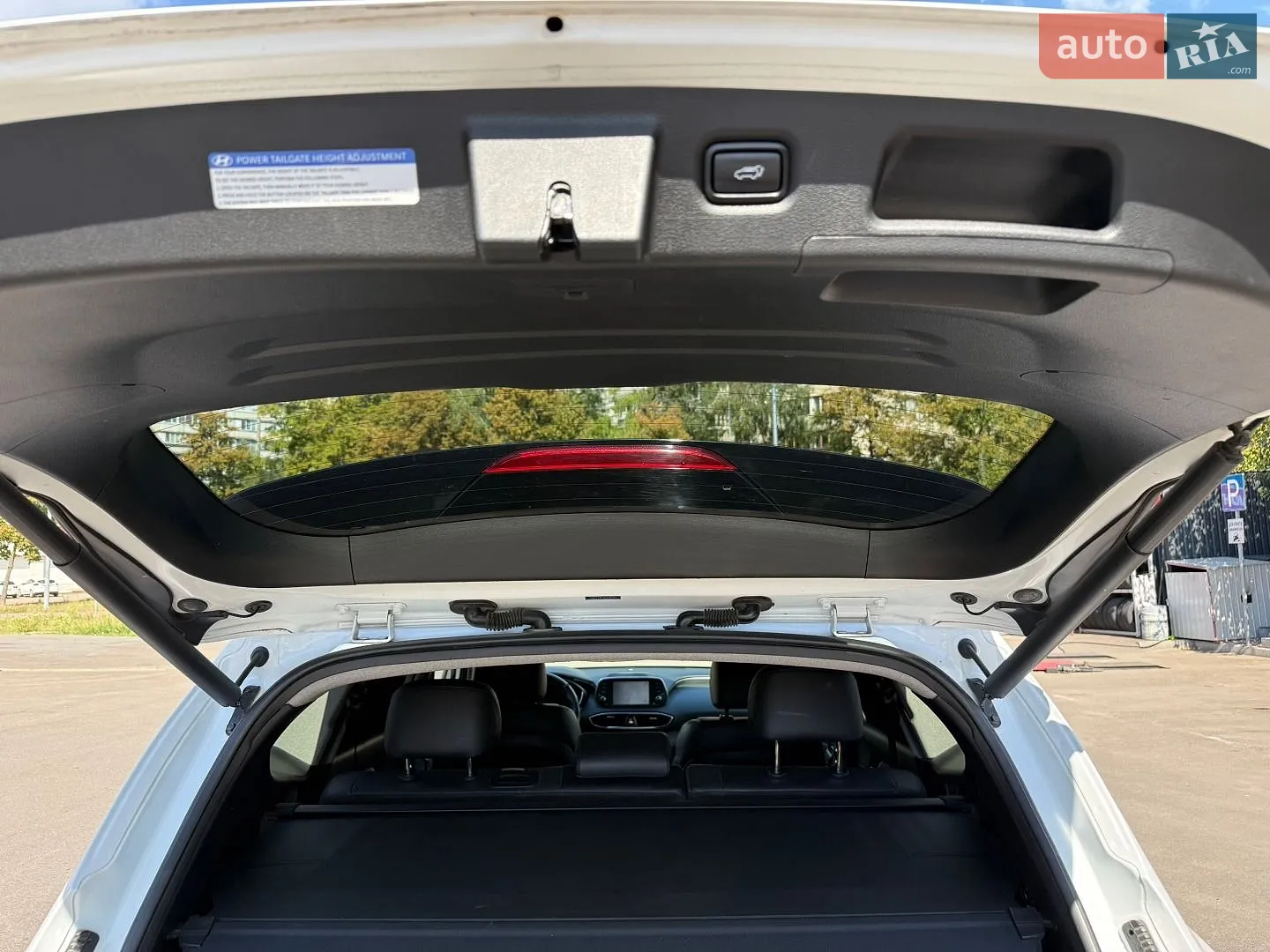 2018 Hyundai Santa Fe - мініатюра 16