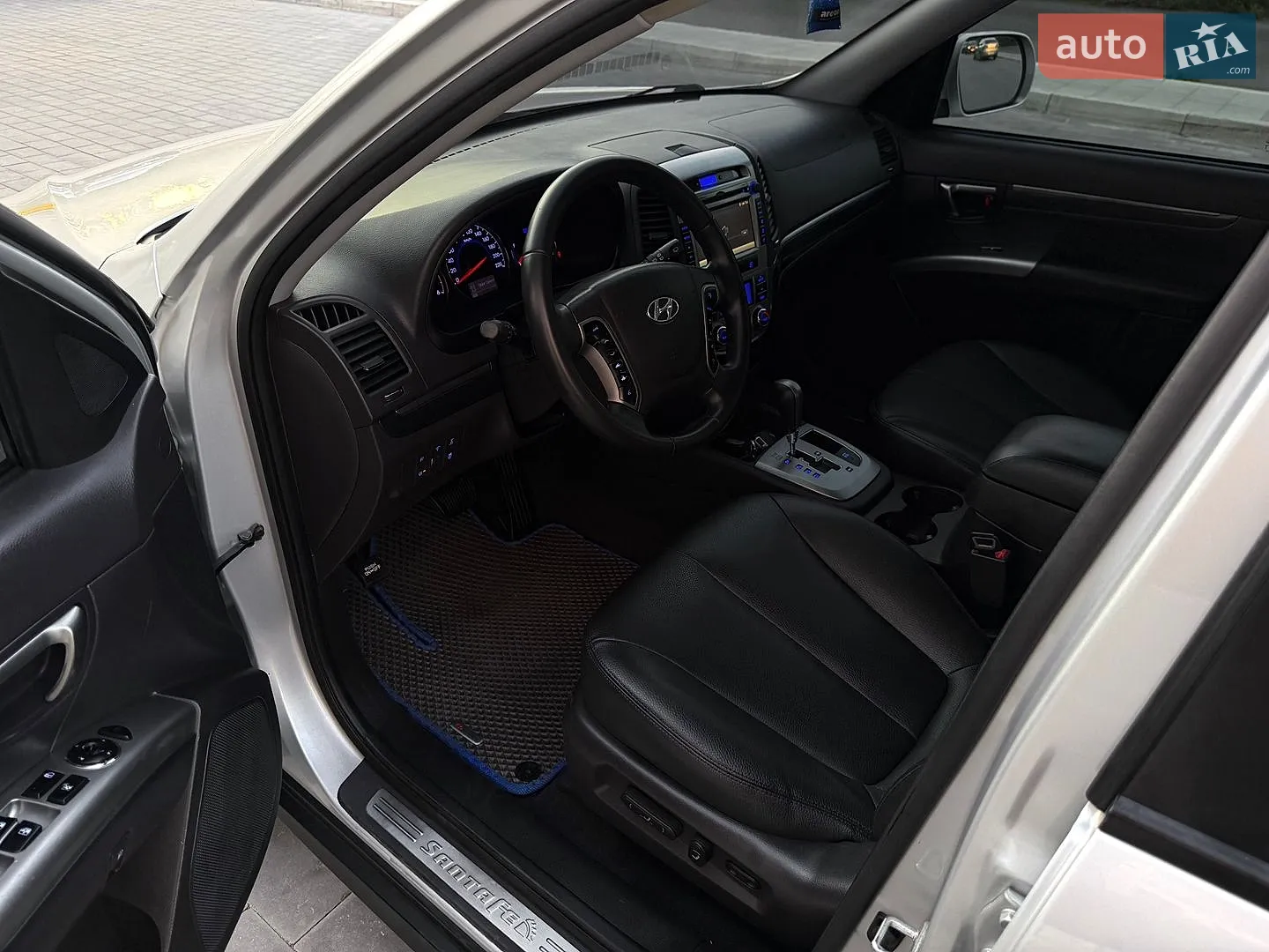2012 Hyundai Santa Fe - мініатюра 8
