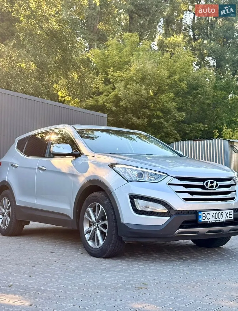 2012 Hyundai Santa Fe - мініатюра 2