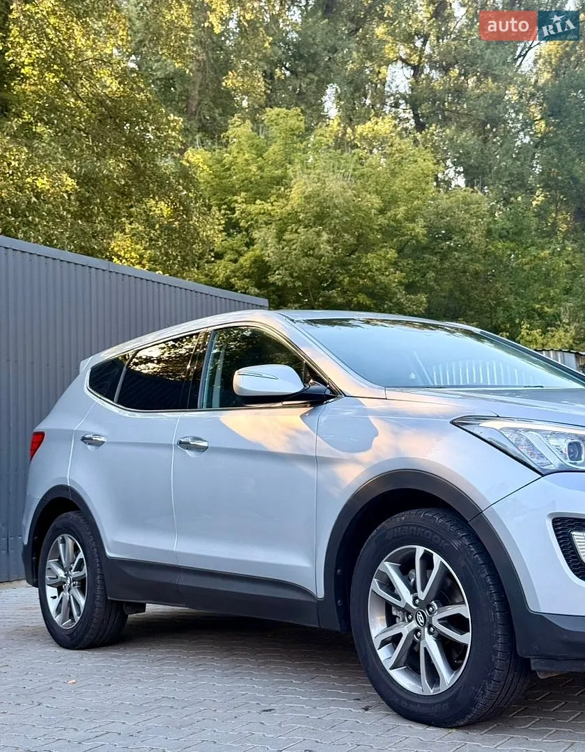 2012 Hyundai Santa Fe - мініатюра 4