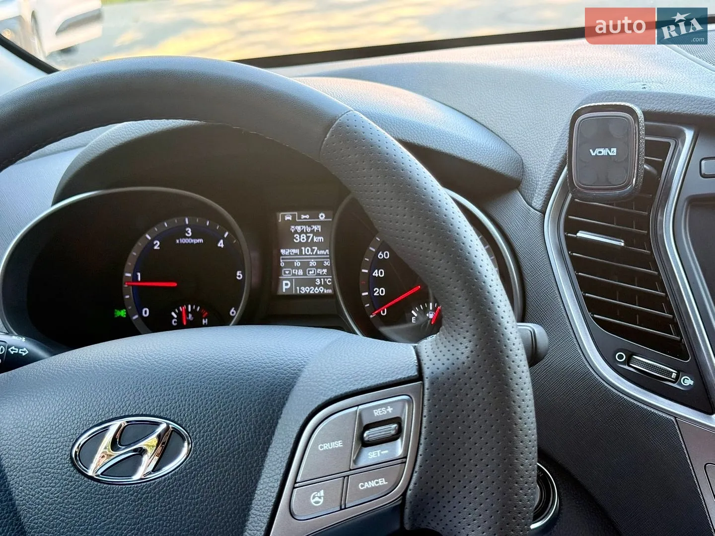 2012 Hyundai Santa Fe - мініатюра 25