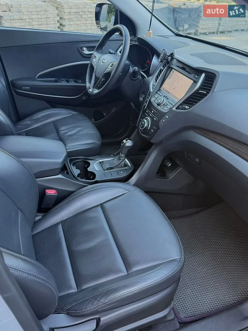 2012 Hyundai Santa Fe - мініатюра 31