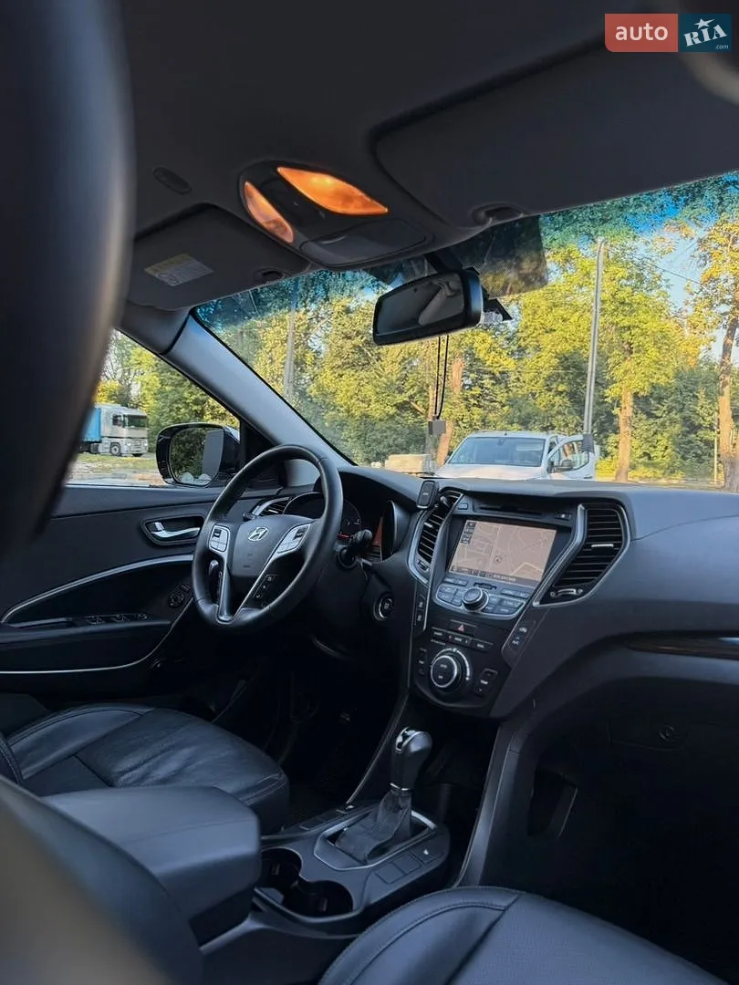 2012 Hyundai Santa Fe - мініатюра 34