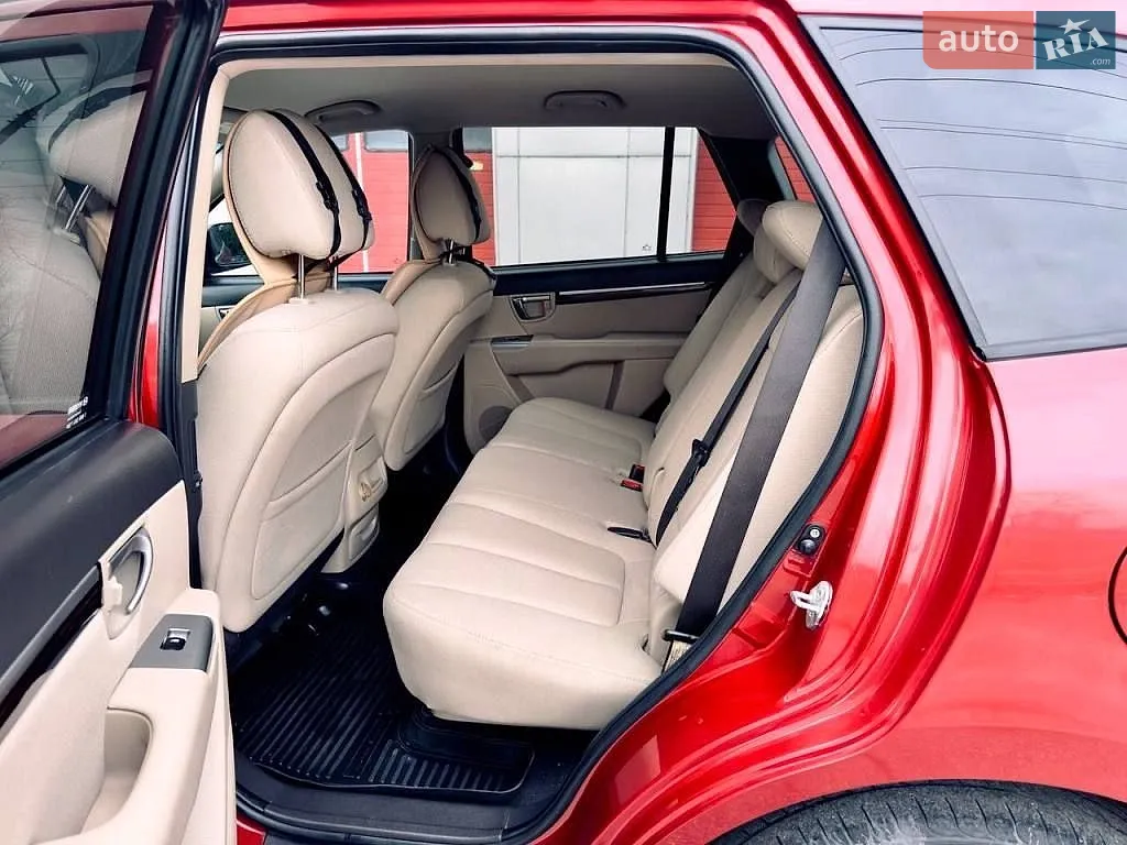 2010 Hyundai Santa Fe - мініатюра 30