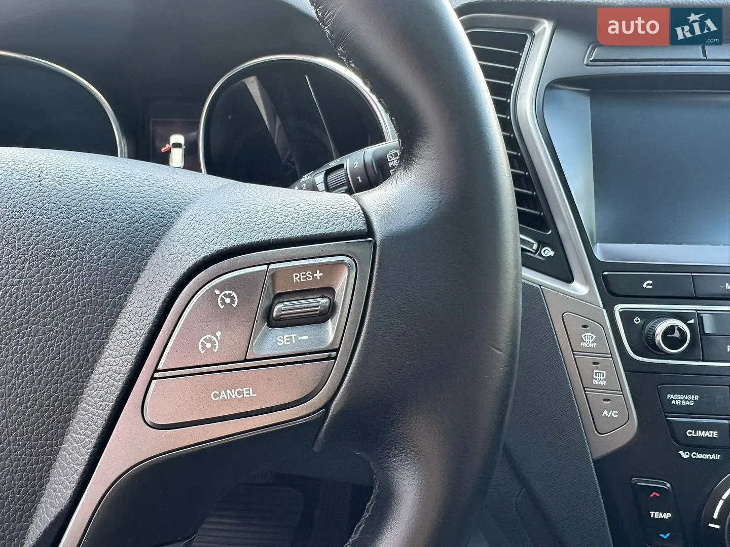 2015 Hyundai Santa Fe - мініатюра 37