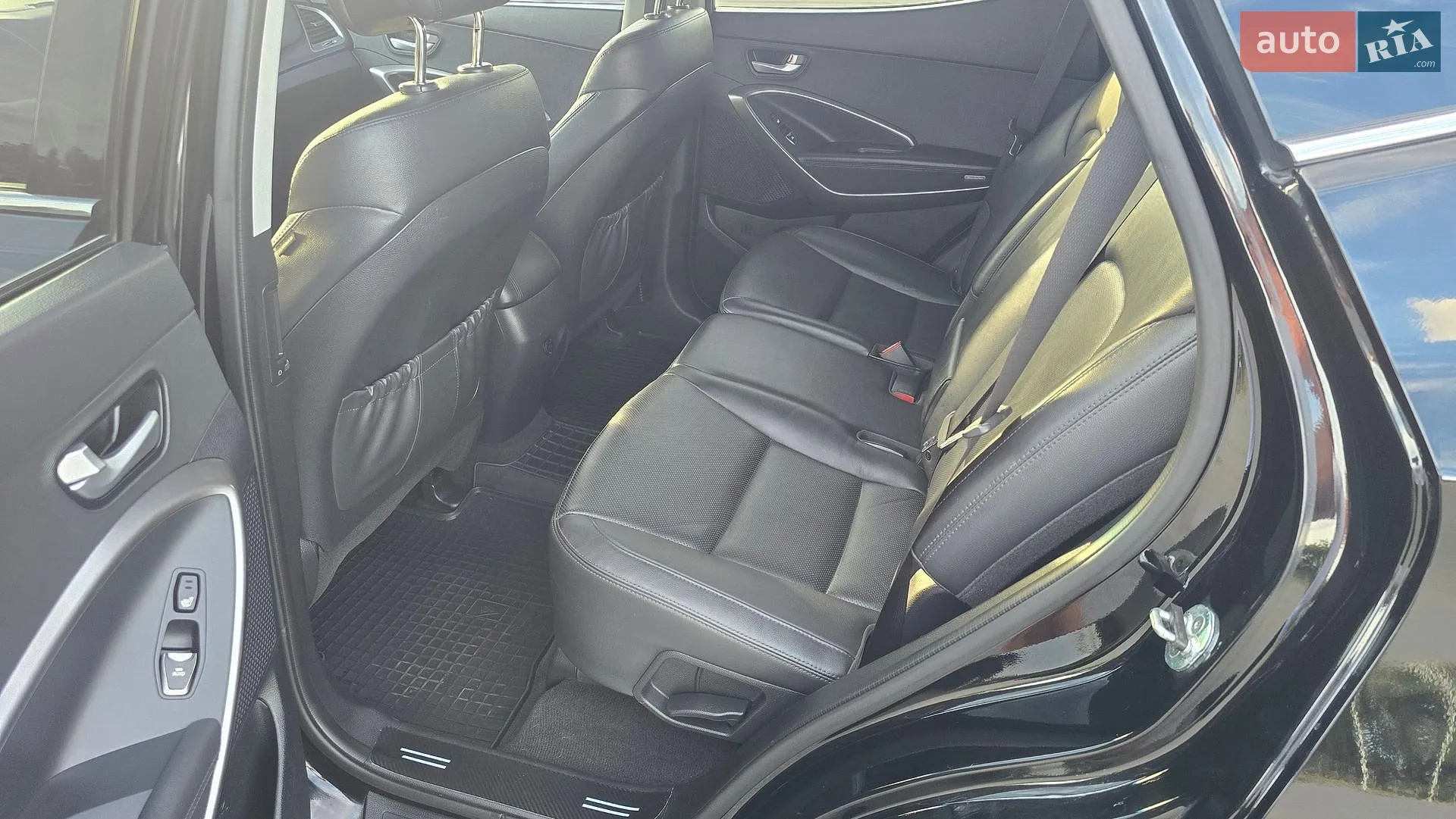 2016 Hyundai Santa Fe - мініатюра 13