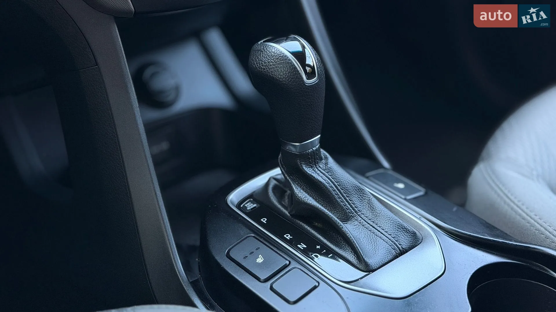 2015 Hyundai Santa Fe - мініатюра 11
