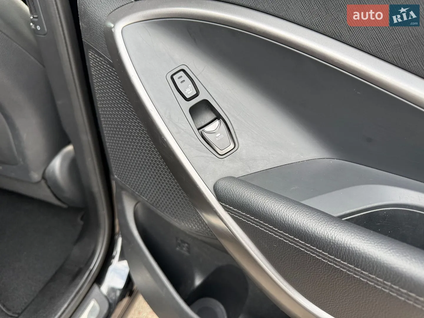 2016 Hyundai Santa Fe - мініатюра 55