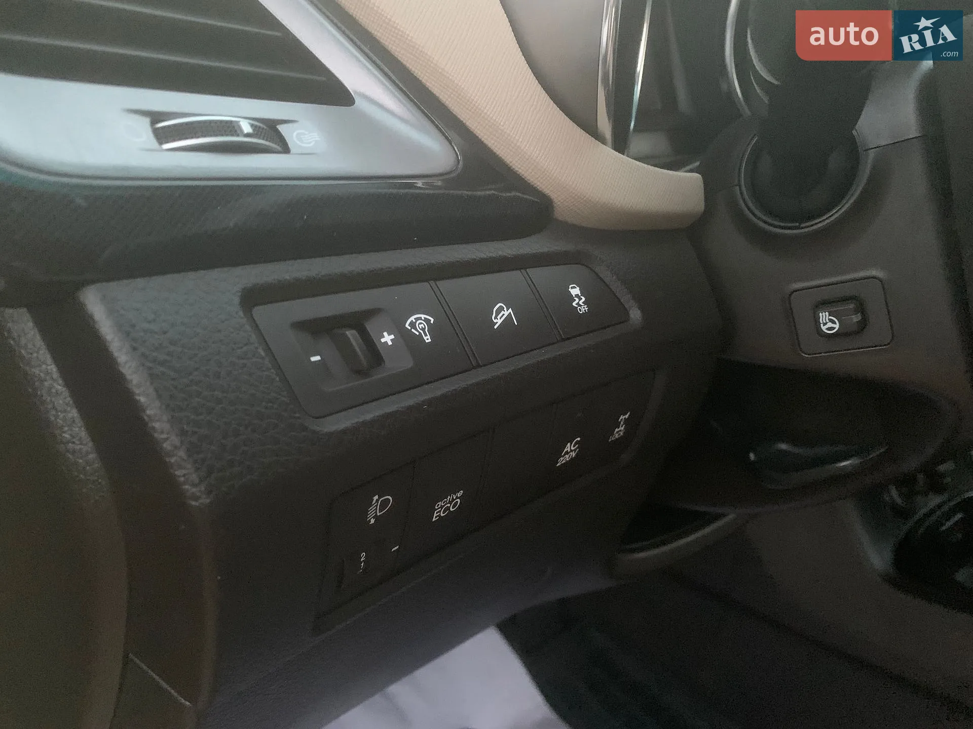 2015 Hyundai Santa Fe - мініатюра 19