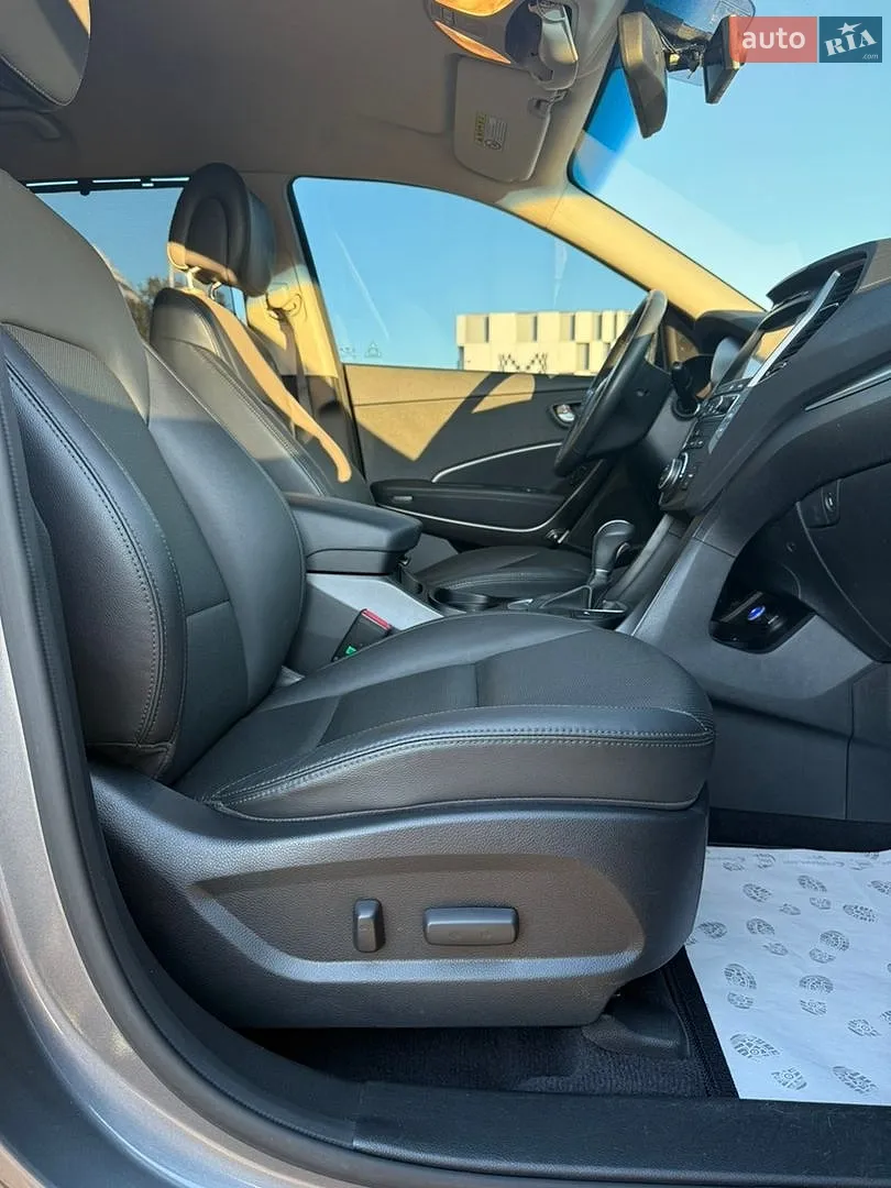 2016 Hyundai Santa Fe - мініатюра 18