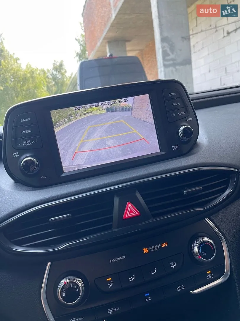 2019 Hyundai Santa Fe - мініатюра 29