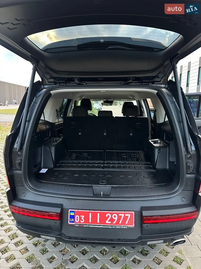 2025 Hyundai Santa Fe - мініатюра 11
