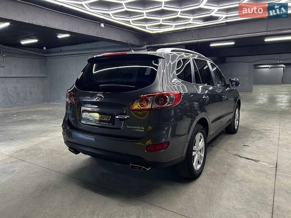 2011 Hyundai Santa Fe - мініатюра 8