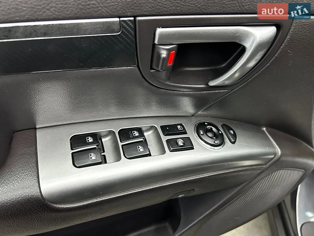 2011 Hyundai Santa Fe - мініатюра 13