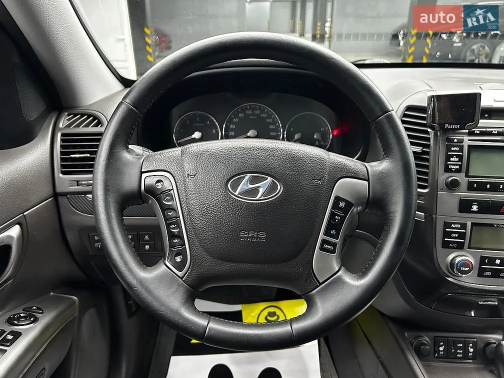 2011 Hyundai Santa Fe - мініатюра 17