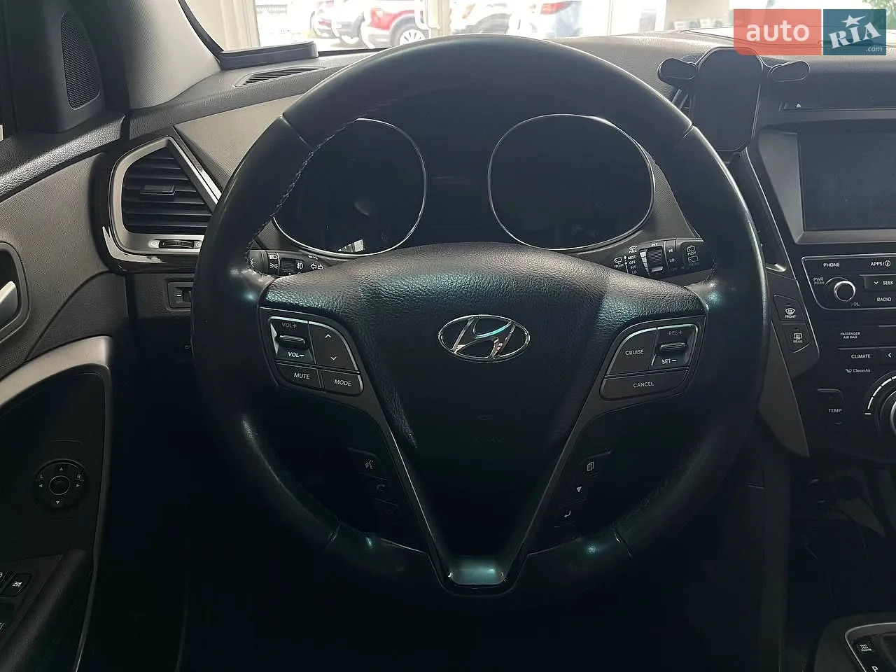 2016 Hyundai Santa Fe - мініатюра 28