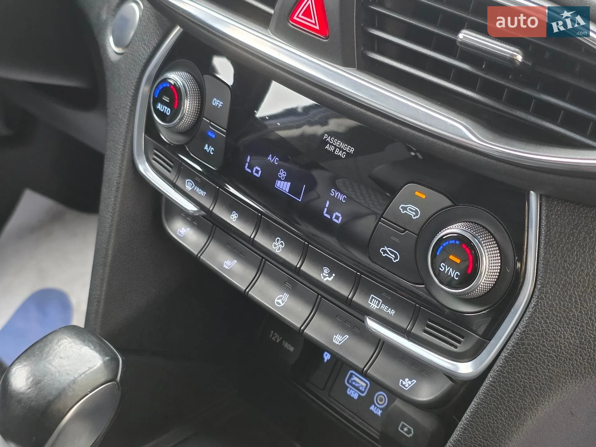 2020 Hyundai Santa Fe - мініатюра 47