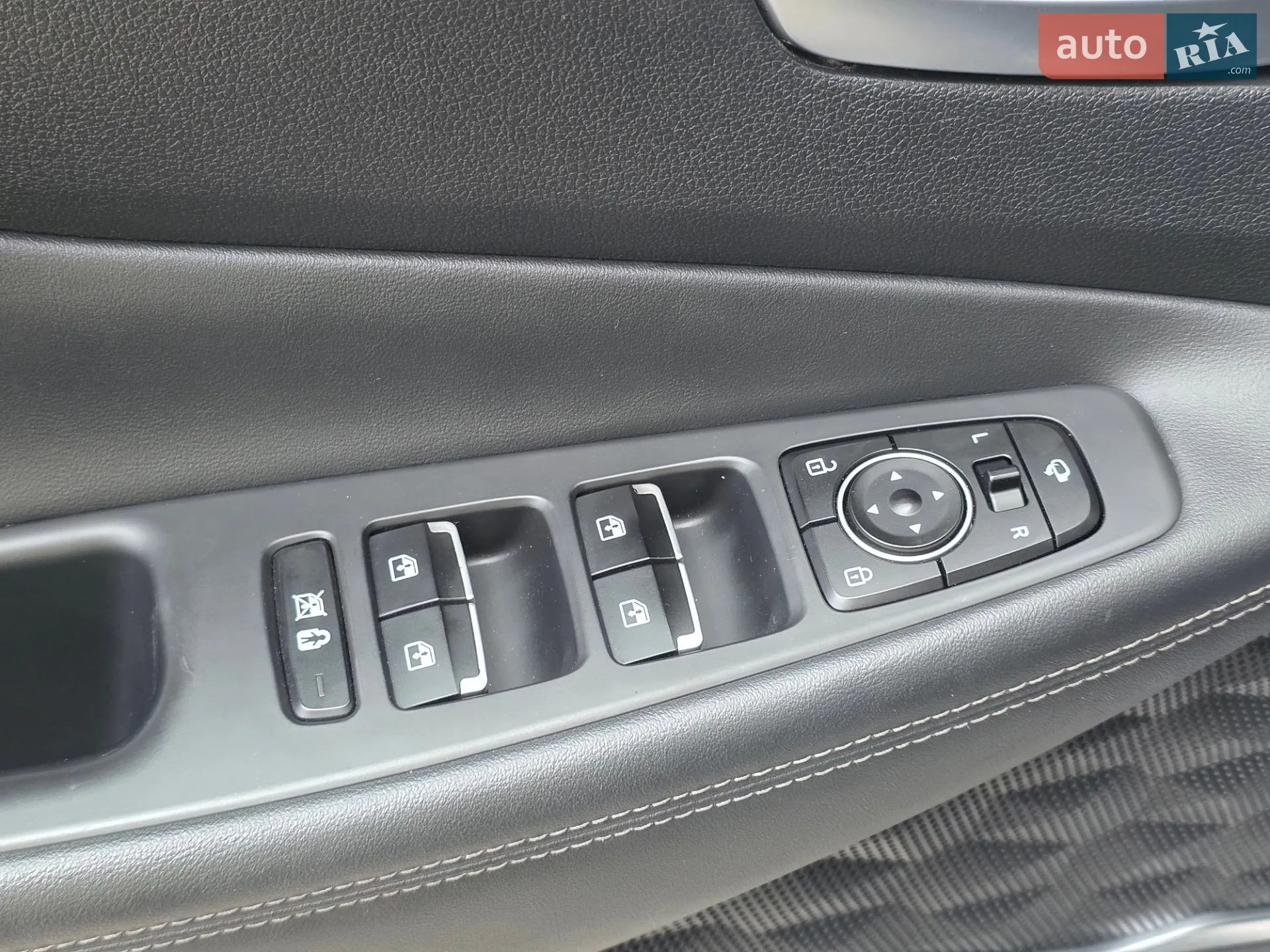 2020 Hyundai Santa Fe - мініатюра 78