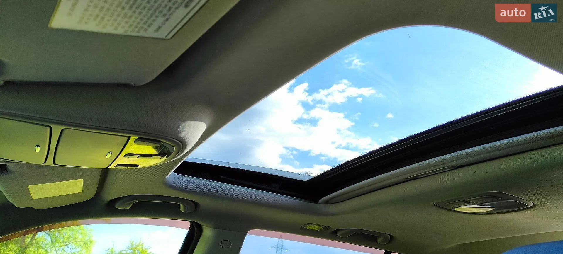 2011 Hyundai Santa Fe - мініатюра 14