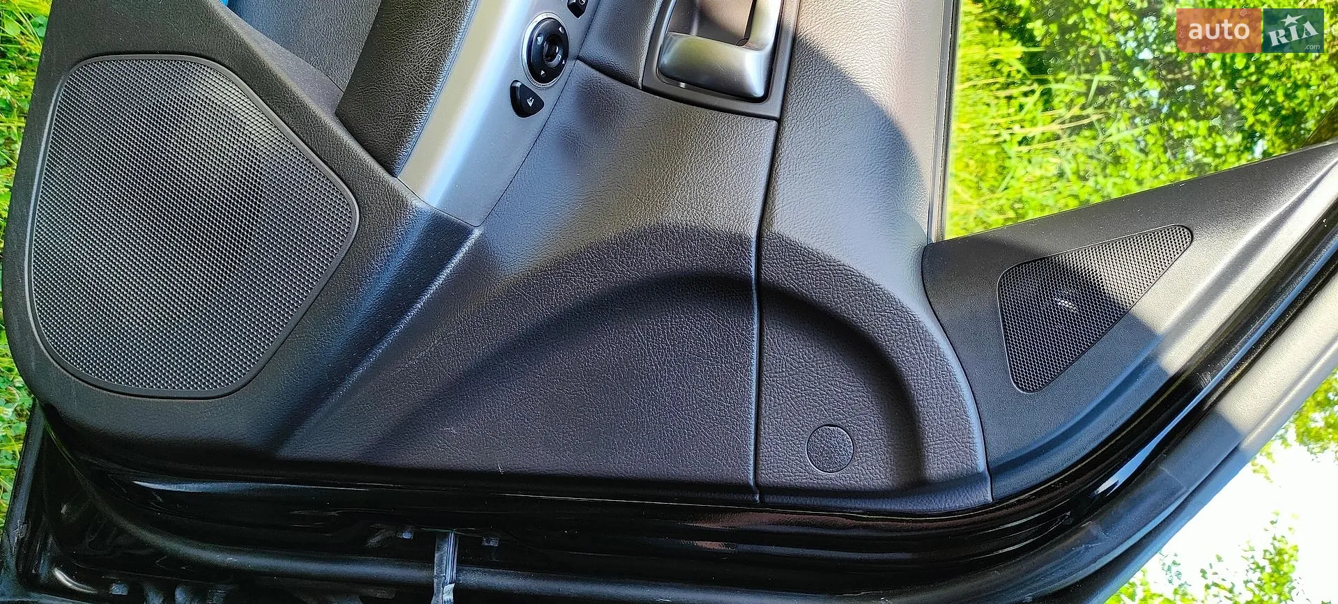2011 Hyundai Santa Fe - мініатюра 29