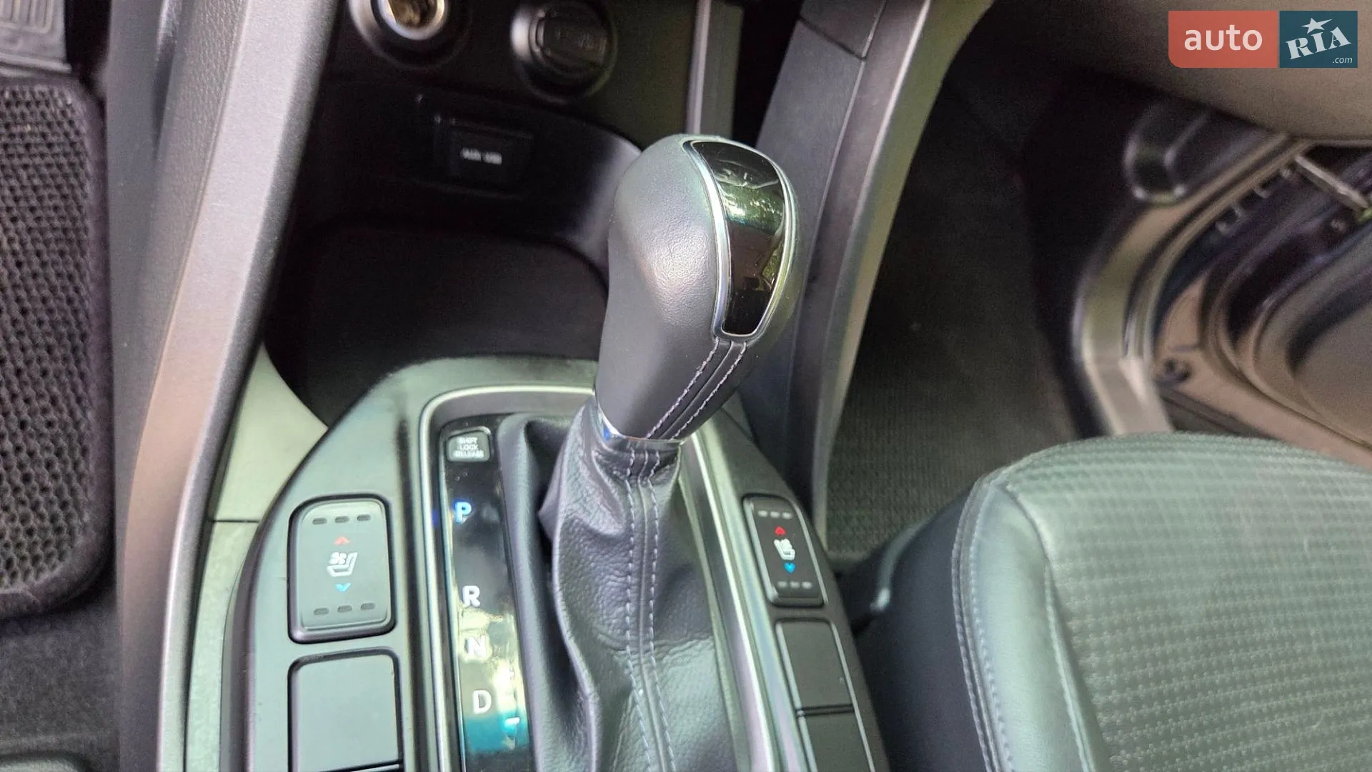 2014 Hyundai Santa Fe - мініатюра 21