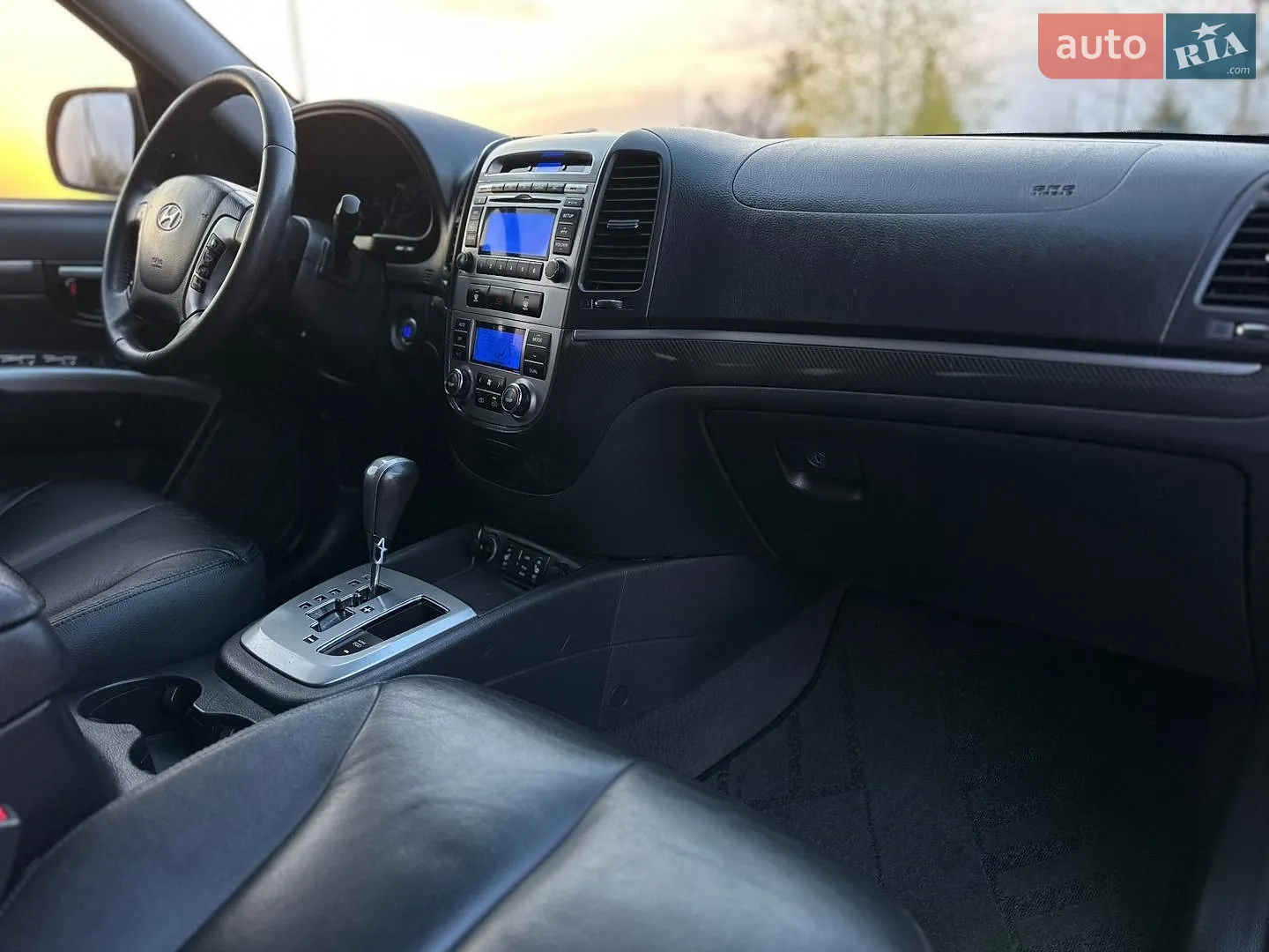 2010 Hyundai Santa Fe - мініатюра 33
