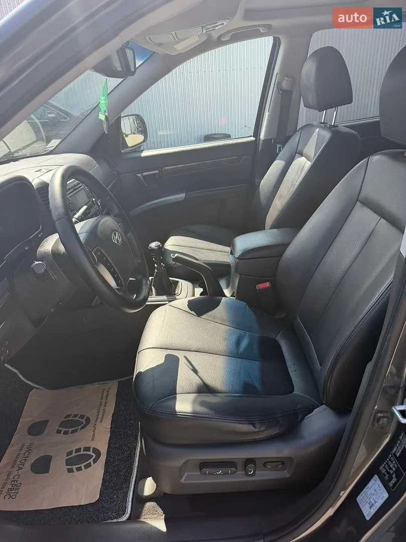 2011 Hyundai Santa Fe - мініатюра 32