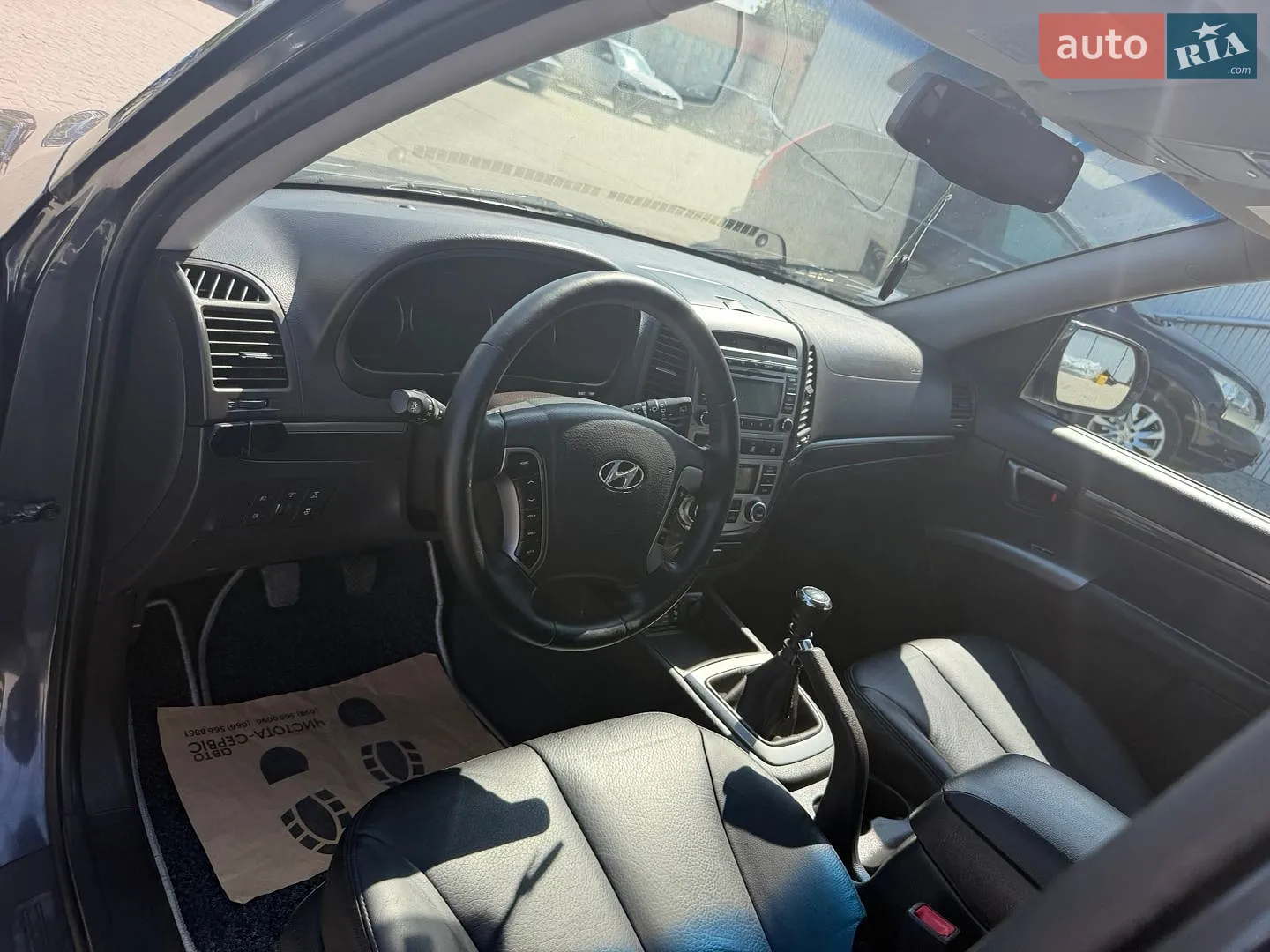2011 Hyundai Santa Fe - мініатюра 34
