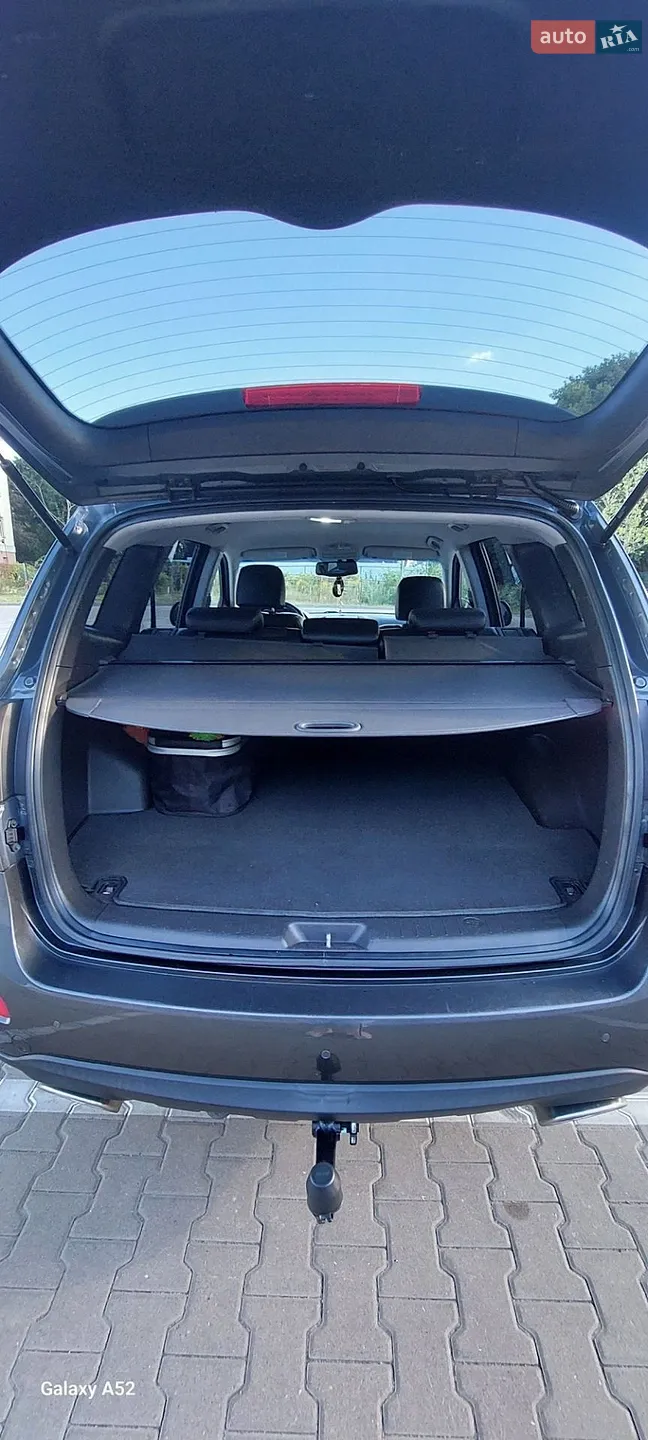 2010 Hyundai Santa Fe - мініатюра 9