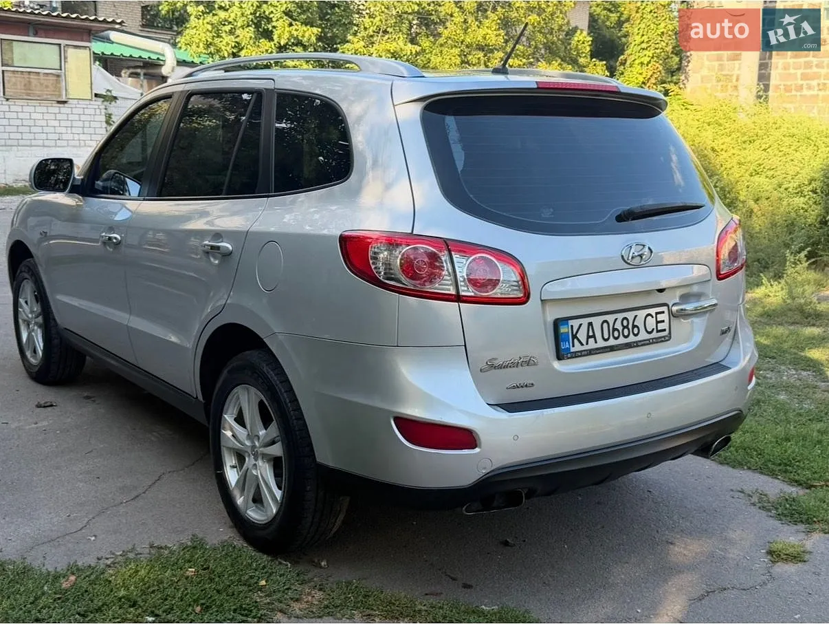 2010 Hyundai Santa Fe - мініатюра 7