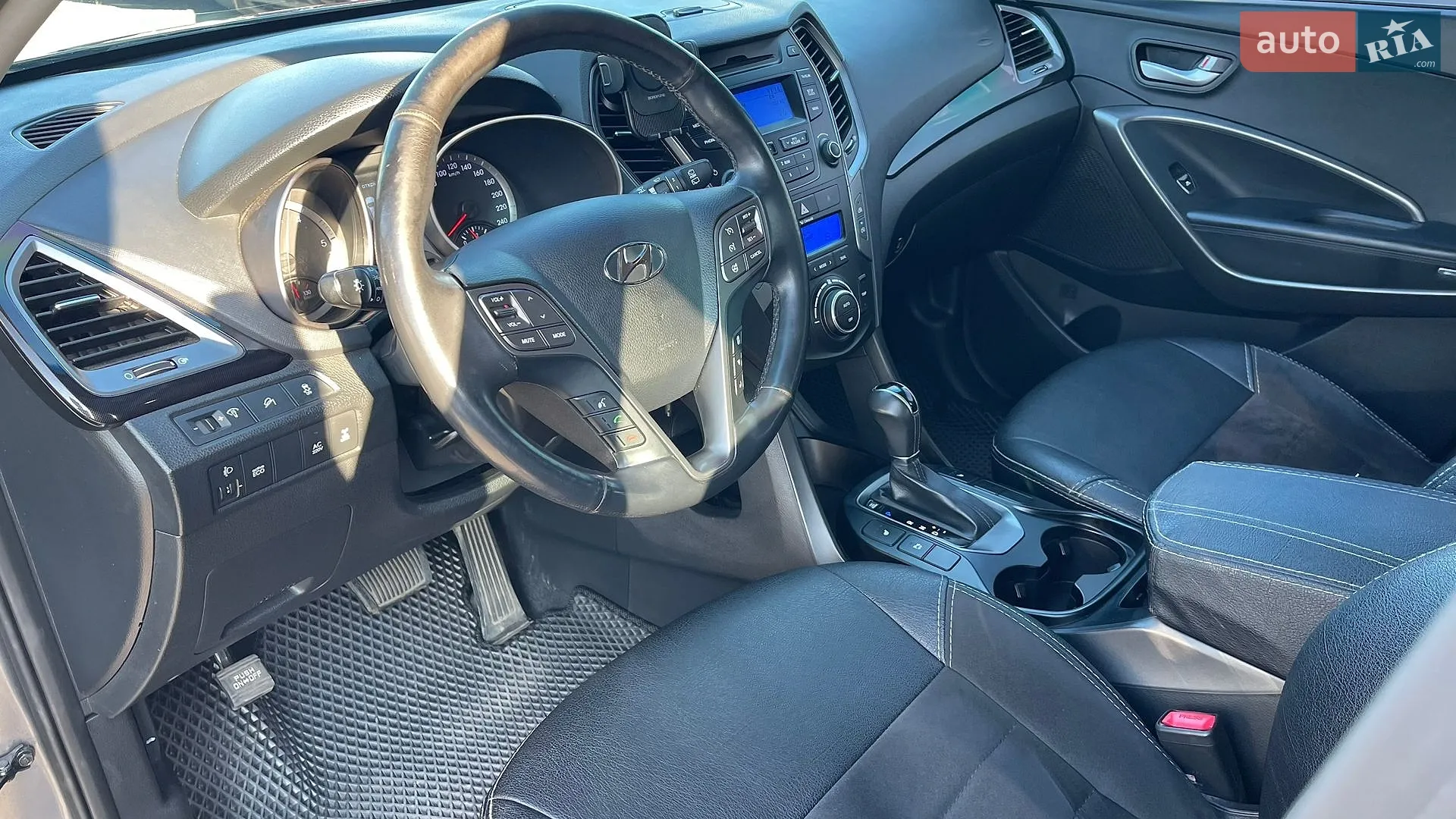 2014 Hyundai Santa Fe - мініатюра 12