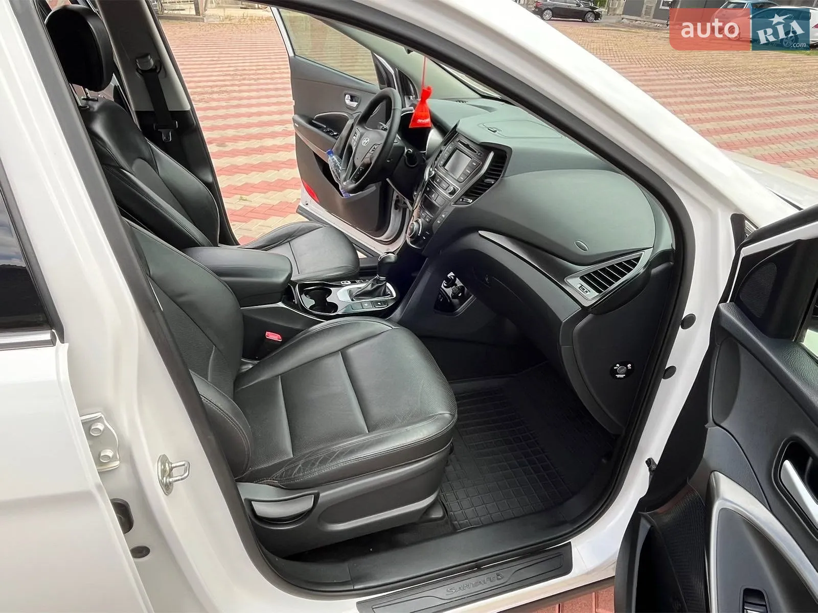 2017 Hyundai Santa Fe - мініатюра 24