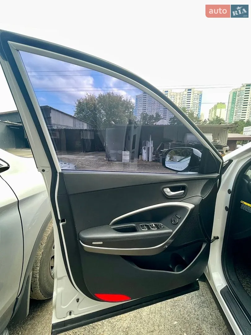 2017 Hyundai Santa Fe - мініатюра 8
