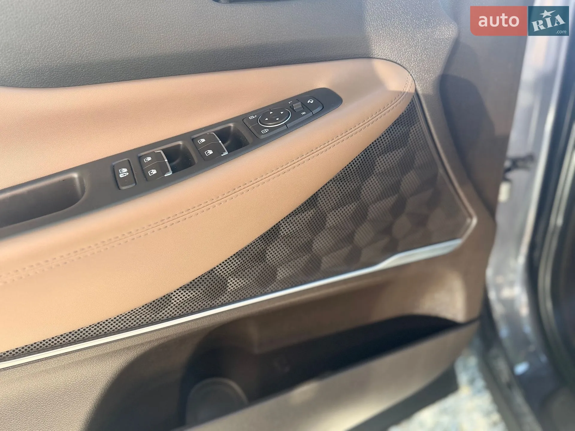 2020 Hyundai Santa Fe - мініатюра 18