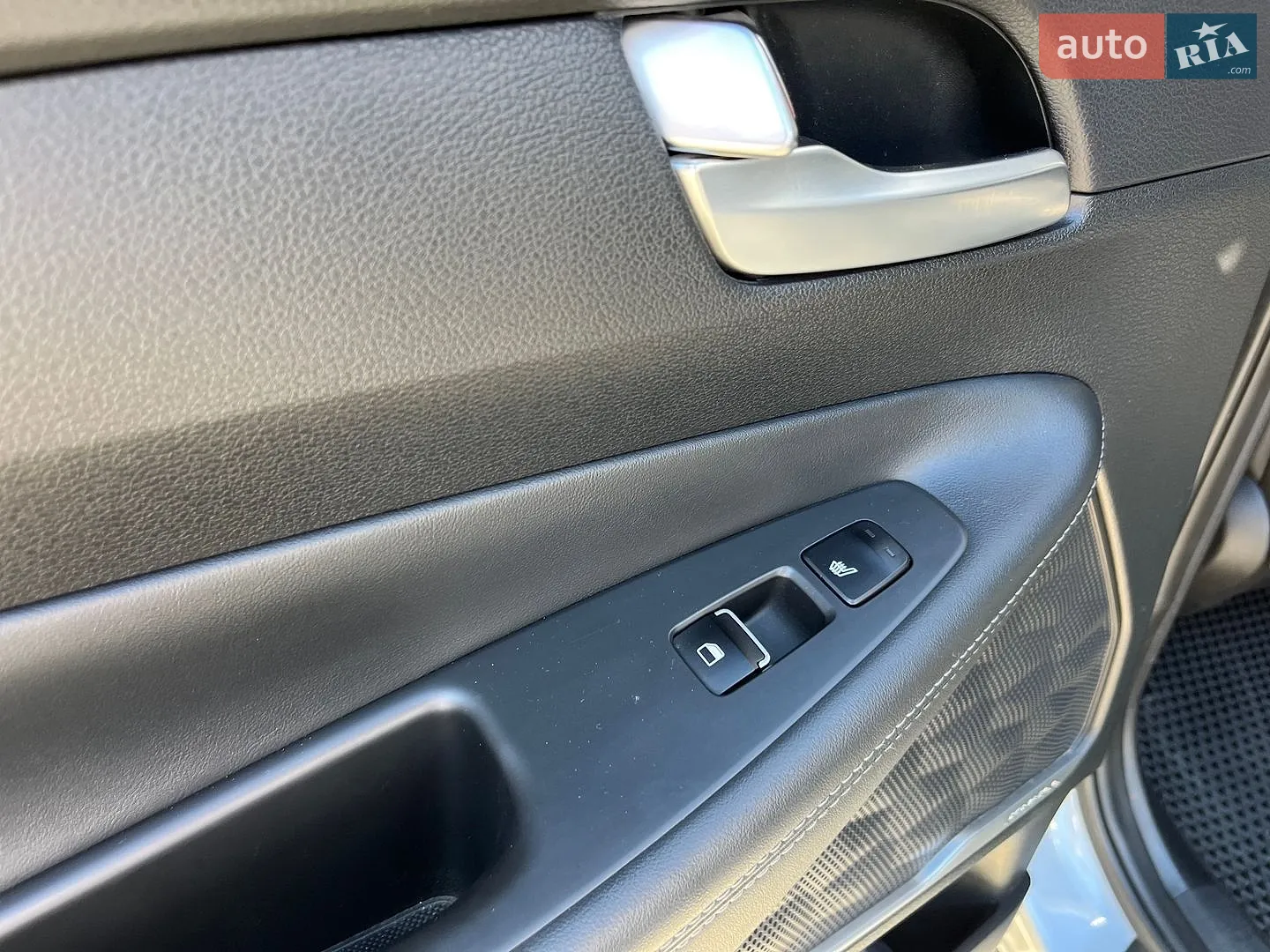 2019 Hyundai Santa Fe - мініатюра 11