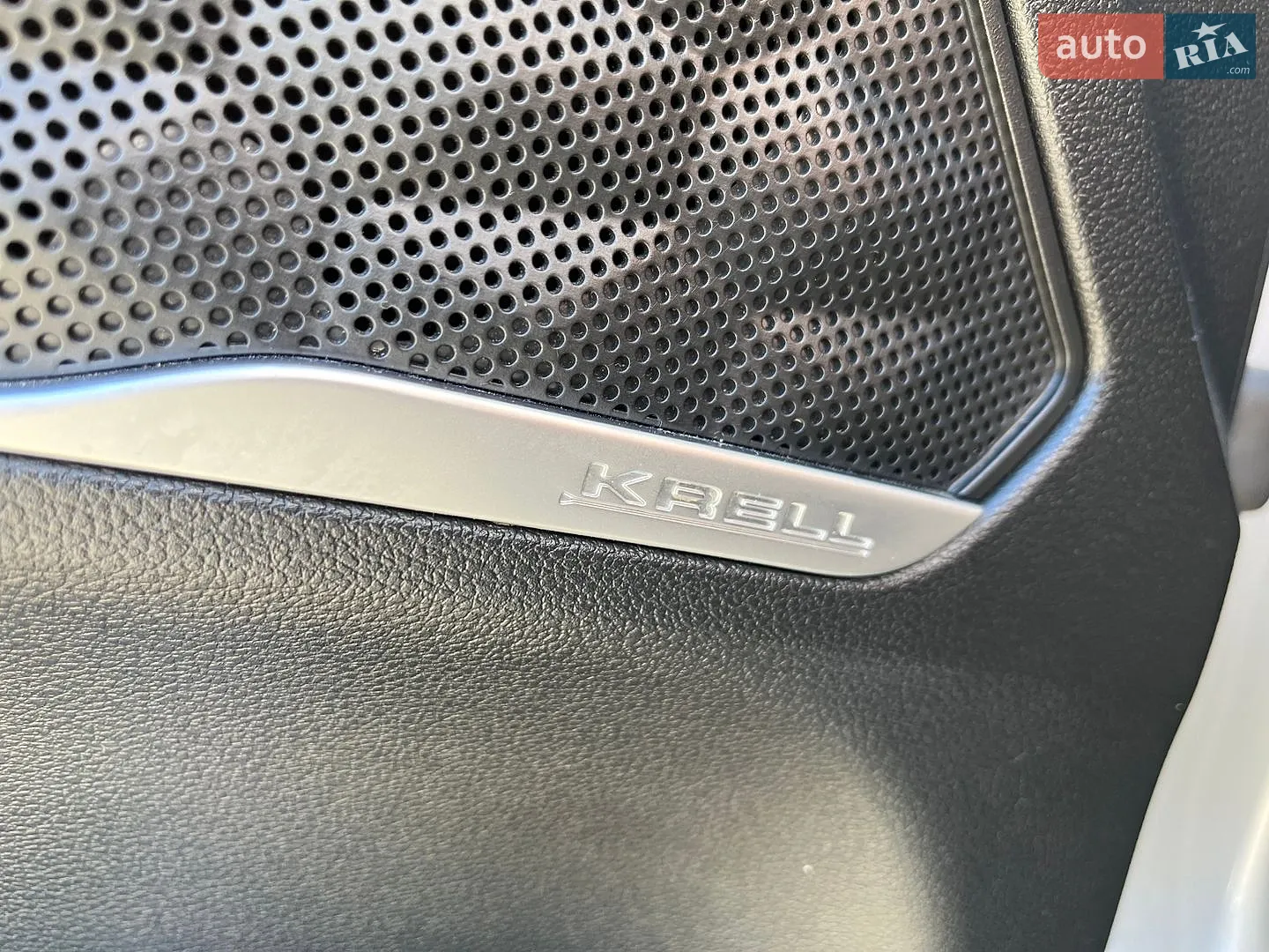 2019 Hyundai Santa Fe - мініатюра 18