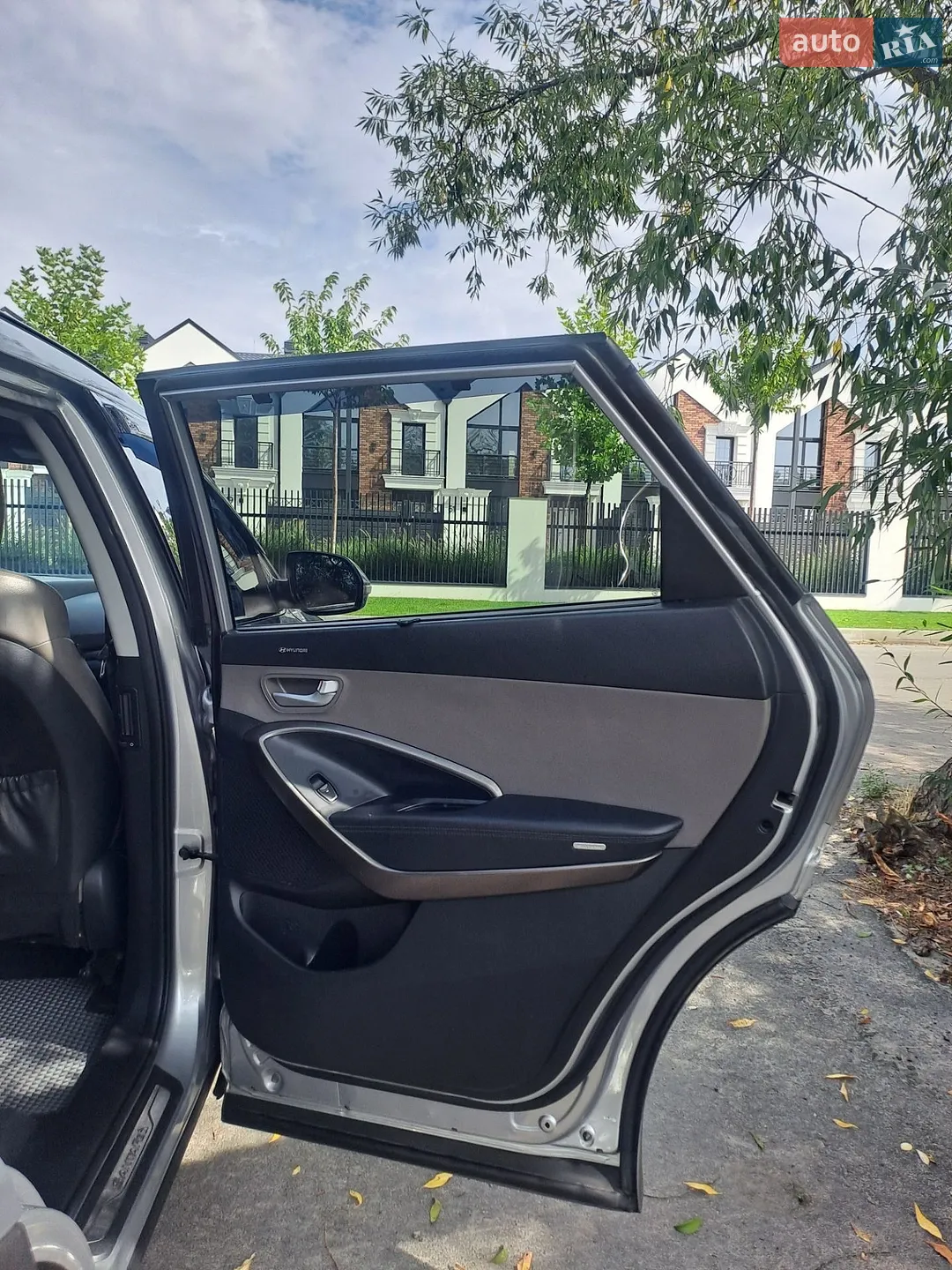 2016 Hyundai Santa Fe - мініатюра 17