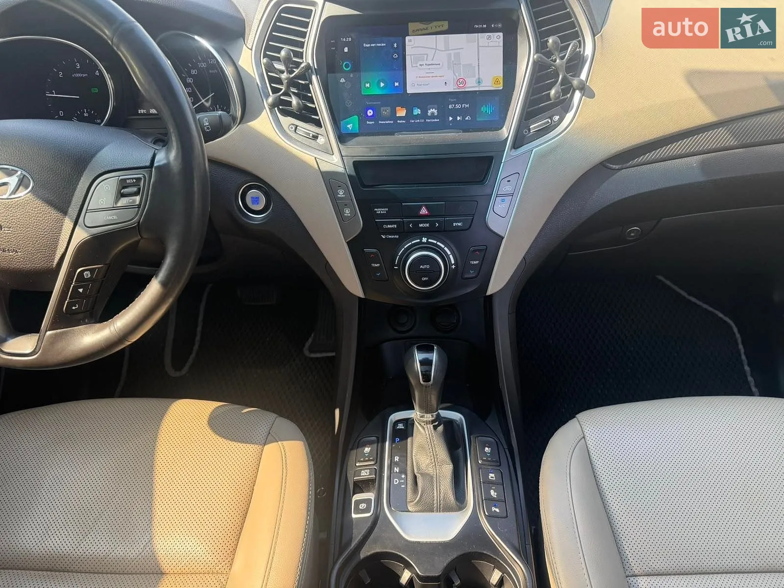 2015 Hyundai Santa Fe - мініатюра 12