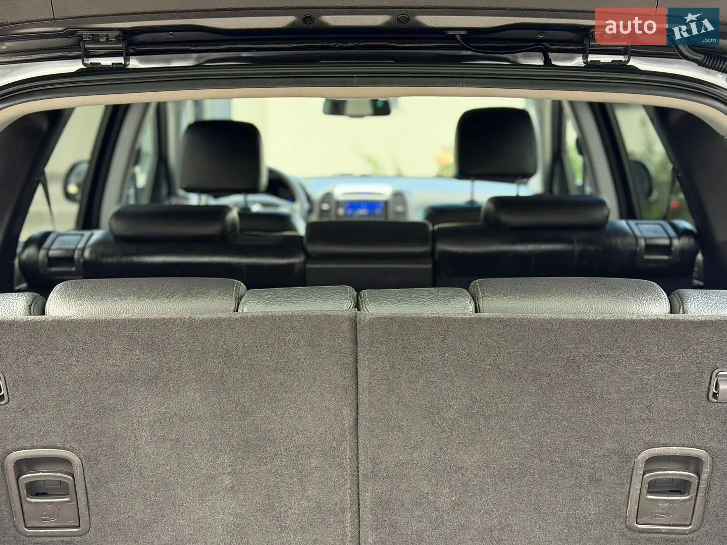 2011 Hyundai Santa Fe - мініатюра 15