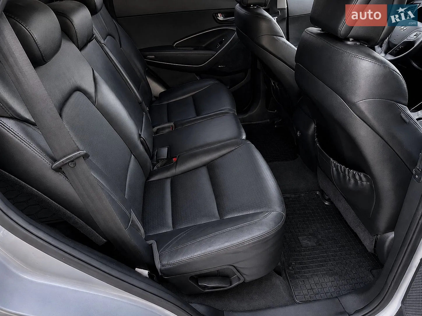 2012 Hyundai Santa Fe - мініатюра 32