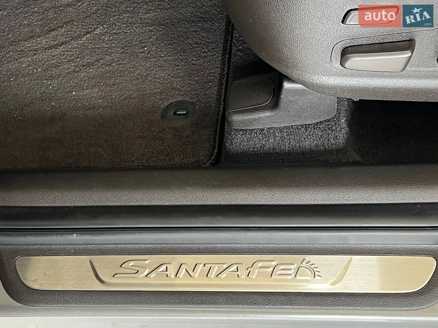 2018 Hyundai Santa Fe - мініатюра 24